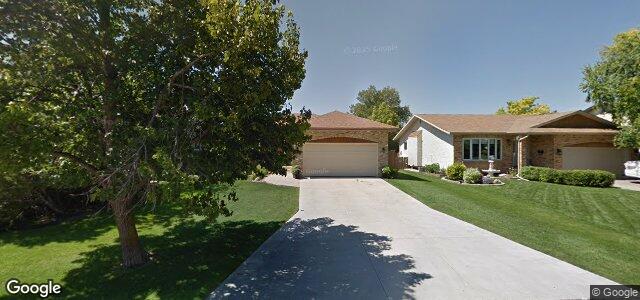 114 Spring Meadow Crescent（加拿大曼尼托巴省温尼伯市）房屋照片