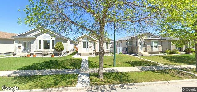 1225 Devonshire Drive W（加拿大曼尼托巴省温尼伯市）房屋照片