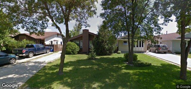 135 Lynn Lake Drive（加拿大曼尼托巴省温尼伯市）房屋照片