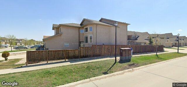 2 Lou Peltier Crescent（加拿大曼尼托巴省温尼伯市）房屋照片