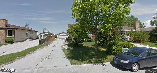 219 Lynn Lake Drive（加拿大曼尼托巴省温尼伯市）房屋照片