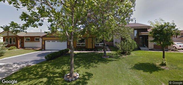 27 Kinsley Crescent（加拿大曼尼托巴省温尼伯市）房屋照片