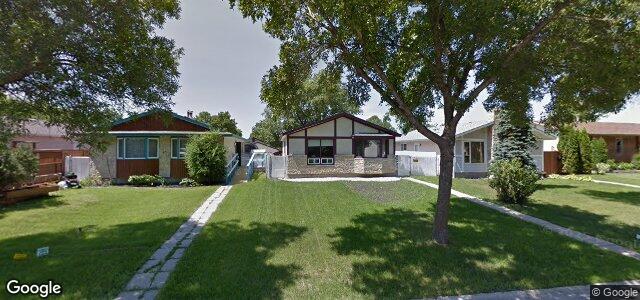 Photo of 44 Kinsley Crescent in Winnipeg, Manitoba