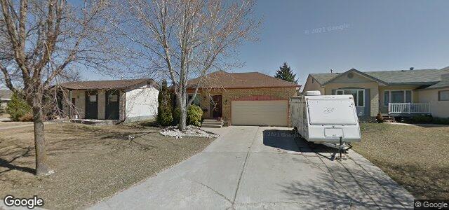 51 Sunglow Road（加拿大曼尼托巴省溫尼伯市）房屋照片