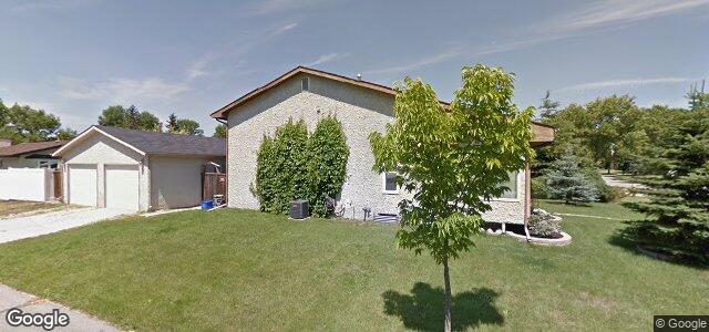 56 Lynn Lake Drive（加拿大曼尼托巴省温尼伯市）房屋照片