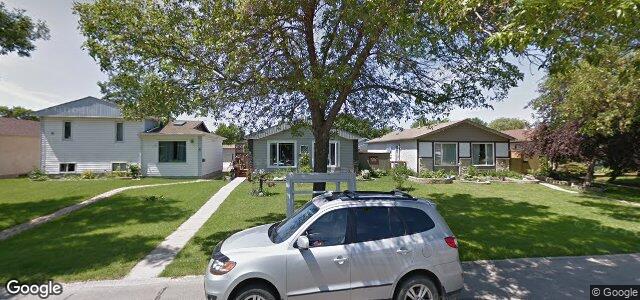 Photo of 6 Kinsley Crescent in Winnipeg, Manitoba