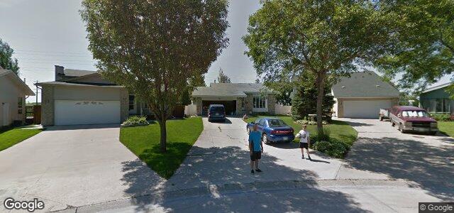 92 Woodside Crescent（加拿大曼尼托巴省温尼伯市）房屋照片