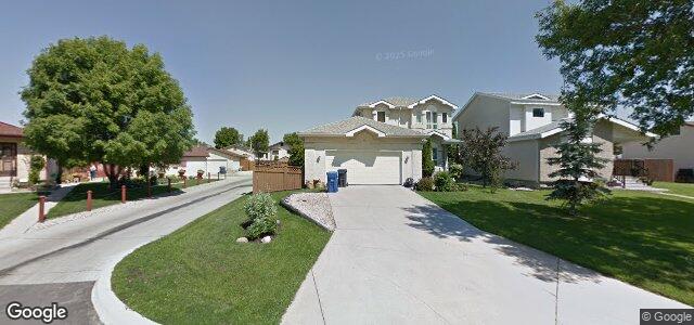 Photo of 94 Stoney Lake Bay in Winnipeg, Manitoba