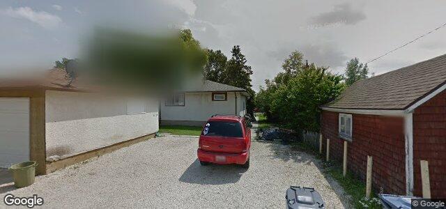 111 Pandora Avenue E（加拿大曼尼托巴省温尼伯市）房屋照片