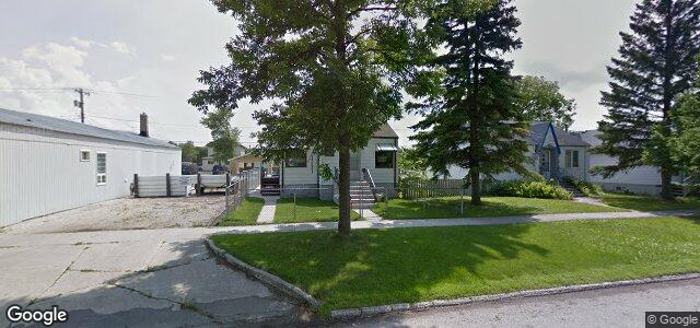 122 Melrose Avenue W（加拿大曼尼托巴省温尼伯市）房屋照片