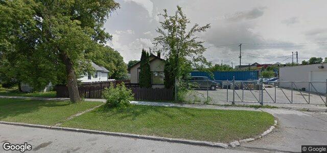 132 Melrose Avenue W（加拿大曼尼托巴省温尼伯市）房屋照片