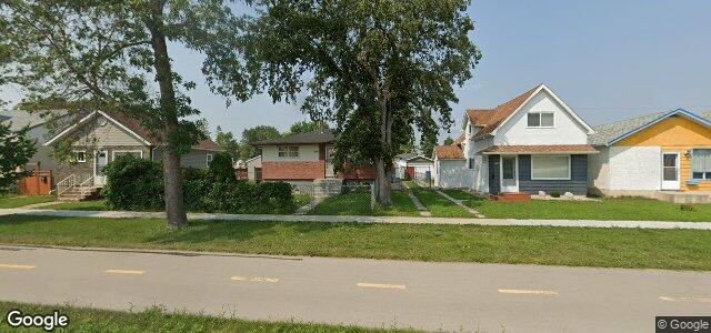 305 Pandora Avenue E（加拿大曼尼托巴省温尼伯市）房屋照片