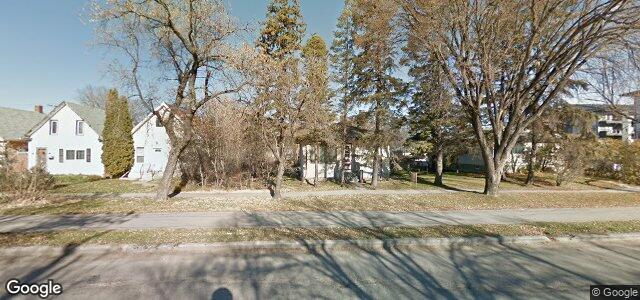 305 Pandora Avenue W（加拿大曼尼托巴省温尼伯市）房屋照片