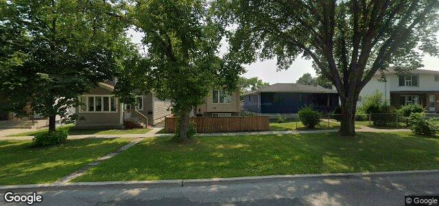 424 Regent Avenue E（加拿大曼尼托巴省溫尼伯市）房屋照片