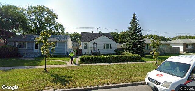 Larawan ng 522 Regent Avenue W sa Winnipeg, Manitoba