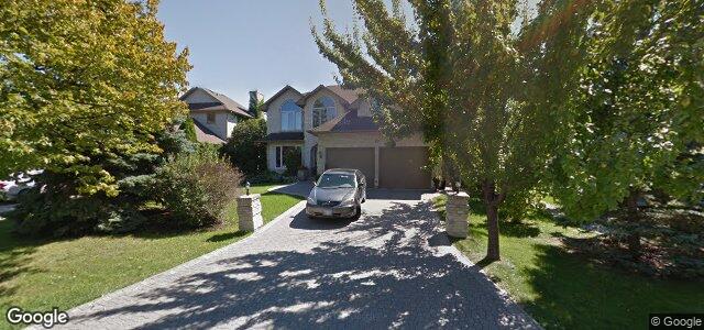 Photo of 10 Ambroise Lane in Winnipeg, Manitoba