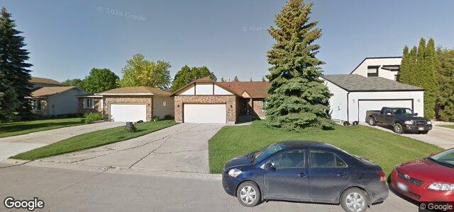 10 Mcnulty Crescent（加拿大曼尼托巴省温尼伯市）房屋照片