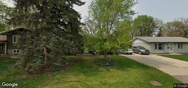 15 Oakridge Bay（加拿大曼尼托巴省温尼伯市）房屋照片