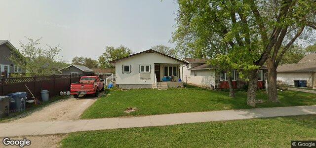 153 Riel Avenue（加拿大曼尼托巴省温尼伯市）房屋照片