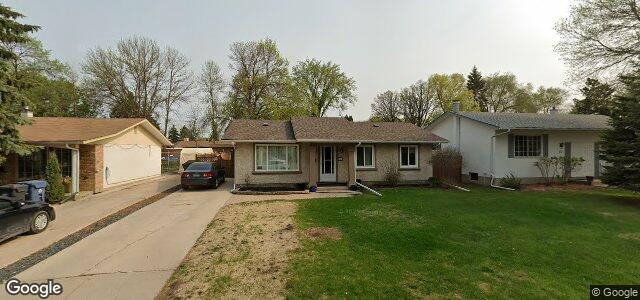 18 Bright Oaks Bay（加拿大曼尼托巴省温尼伯市）房屋照片