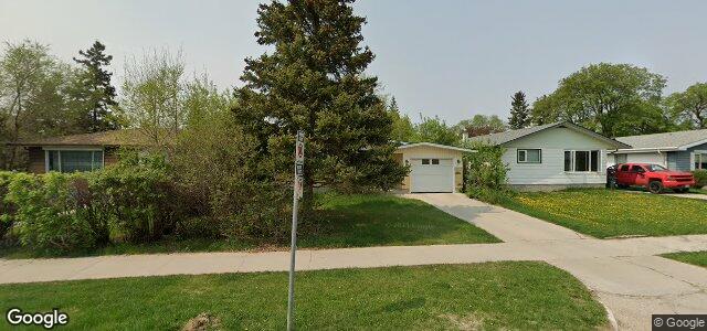 213 Riel Avenue（加拿大曼尼托巴省温尼伯市）房屋照片