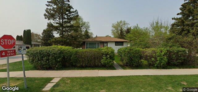 215 Riel Avenue（加拿大曼尼托巴省温尼伯市）房屋照片