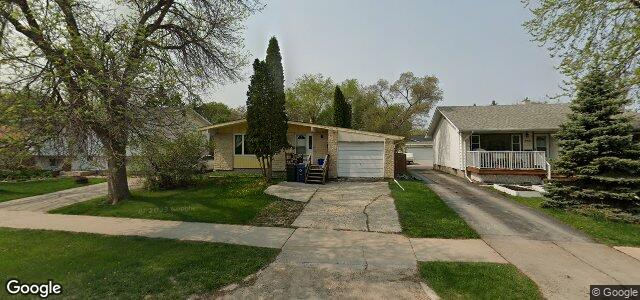 235 Riel Avenue（加拿大曼尼托巴省温尼伯市）房屋照片