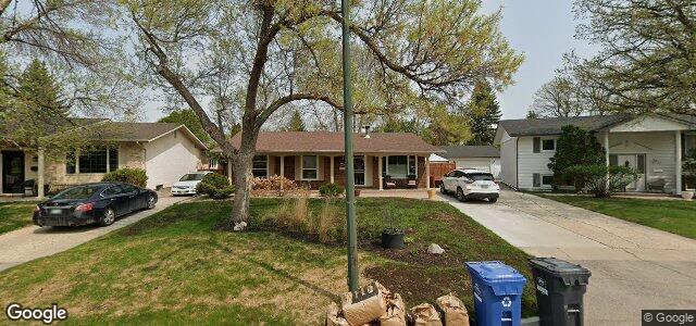 27 Golden Willow Crescent（加拿大曼尼托巴省温尼伯市）房屋照片