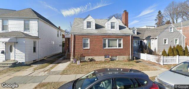 Larawan ng 29 Woodlawn Avenue sa Winnipeg, Manitoba