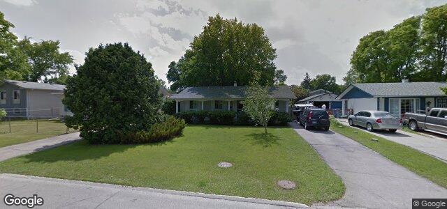 30 Metz Street（加拿大曼尼托巴省温尼伯市）房屋照片