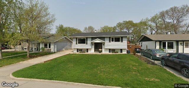 7 Golden Willow Crescent（加拿大曼尼托巴省温尼伯市）房屋照片