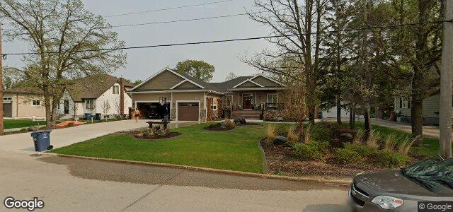 74 Riverbend Avenue（加拿大曼尼托巴省温尼伯市）房屋照片