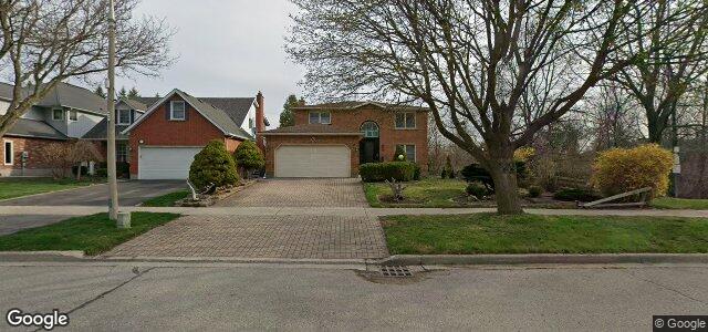 74 Robertson Crescent（加拿大曼尼托巴省温尼伯市）房屋照片