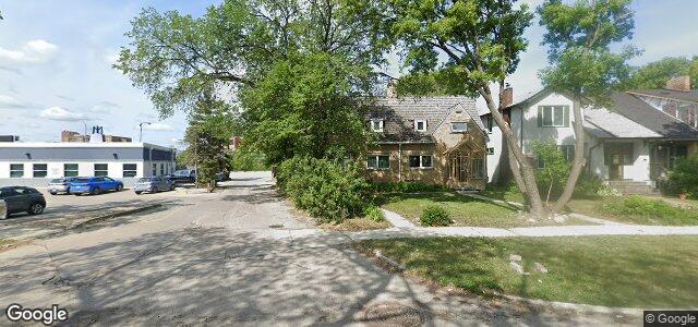 Larawan ng 574 Strathcona Street sa Winnipeg, Manitoba