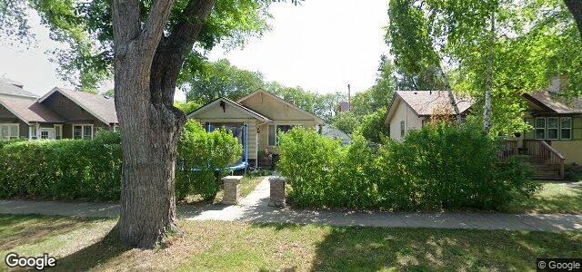 Photo of 657 Strathcona Street in Winnipeg, Manitoba