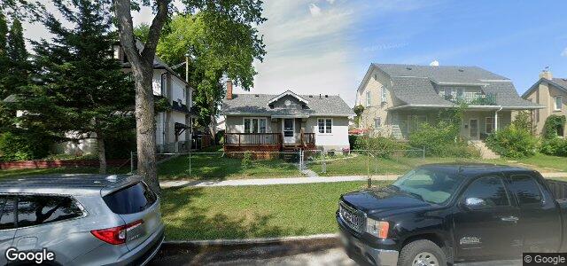 666 Strathcona Street（加拿大曼尼托巴省温尼伯市）房屋照片