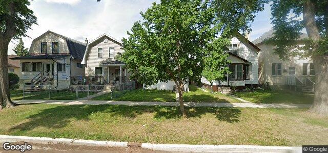 Photo of 954 Strathcona Street in Winnipeg, Manitoba