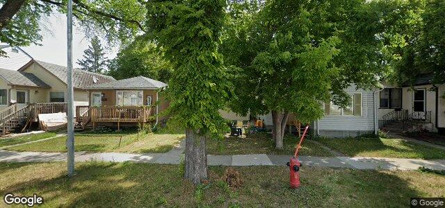 995 Strathcona Street（加拿大曼尼托巴省温尼伯市）房屋照片