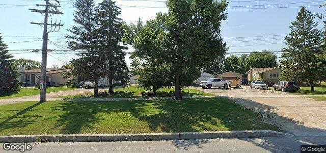 Photo of 1074 Pandora Avenue W in Winnipeg, Manitoba