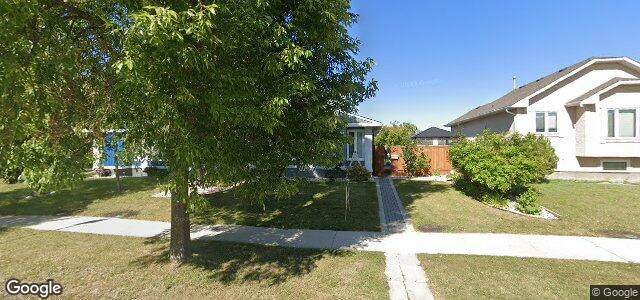 131 Rougeau Avenue（加拿大曼尼托巴省温尼伯市）房屋照片