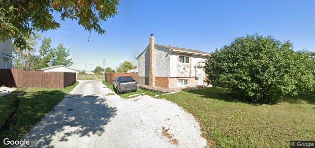 135 Balaban Place（加拿大曼尼托巴省温尼伯市）房屋照片