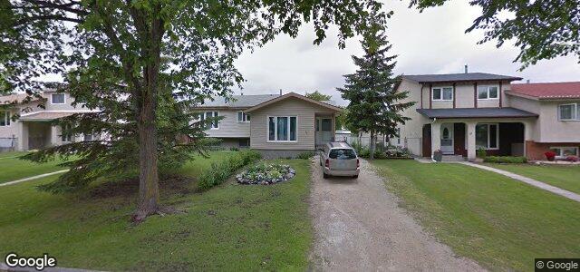 15 Dzyndra Crescent（加拿大曼尼托巴省温尼伯市）房屋照片