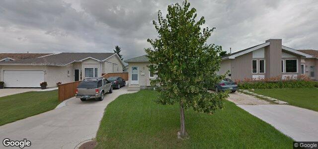 15 Stewin Avenue（加拿大曼尼托巴省温尼伯市）房屋照片