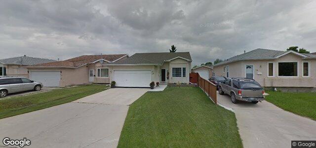 Larawan ng 19 Stewin Avenue sa Winnipeg, Manitoba