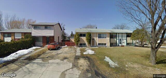 Photo of 215 Hatcher Road in Winnipeg, Manitoba