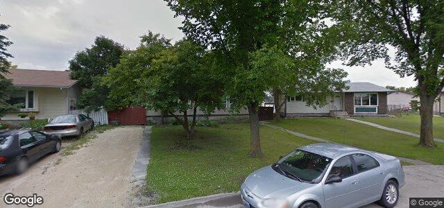 Photo of 28 Dzyndra Crescent in Winnipeg, Manitoba