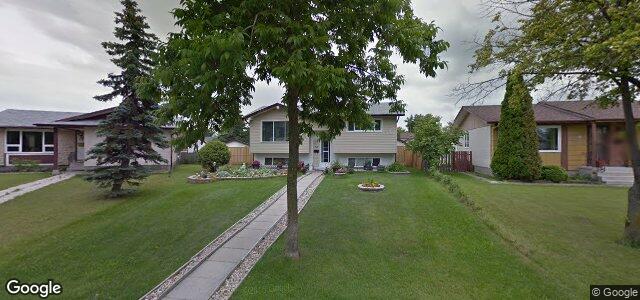 38 Dzyndra Crescent（加拿大曼尼托巴省温尼伯市）房屋照片