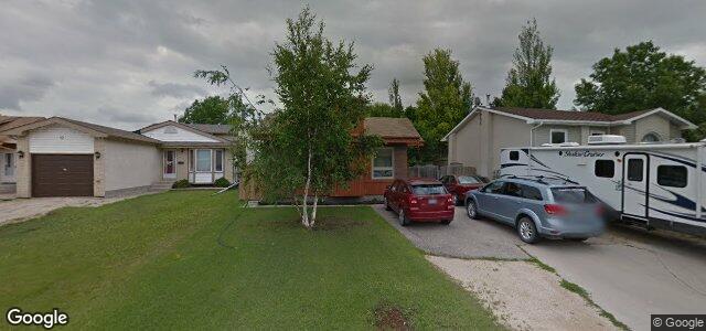 8 Sims Crescent（加拿大曼尼托巴省温尼伯市）房屋照片