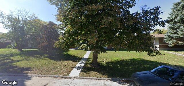 90 Bernard Bay（加拿大曼尼托巴省温尼伯市）房屋照片