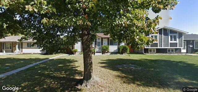 Photo of 95 Bernard Bay in Winnipeg, Manitoba